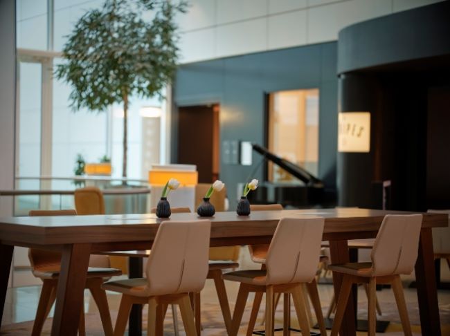 Work Smarter at our Community Table