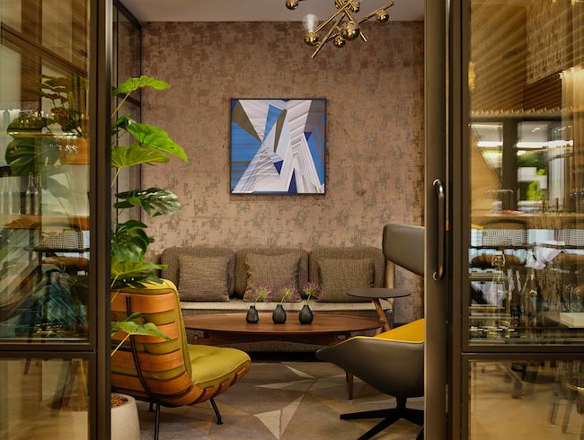 Meet at the Sheraton Studios